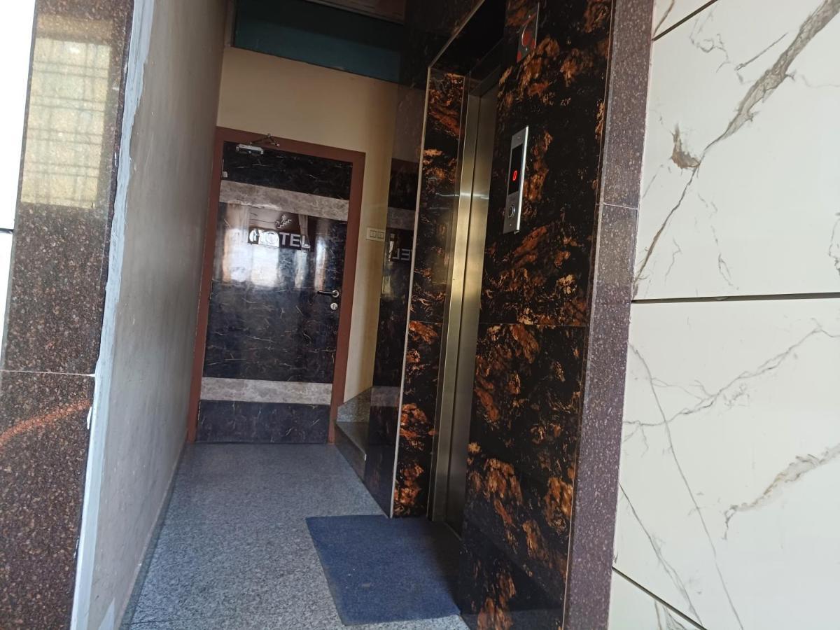 Hotel Rashika Palace ジャイプール エクステリア 写真